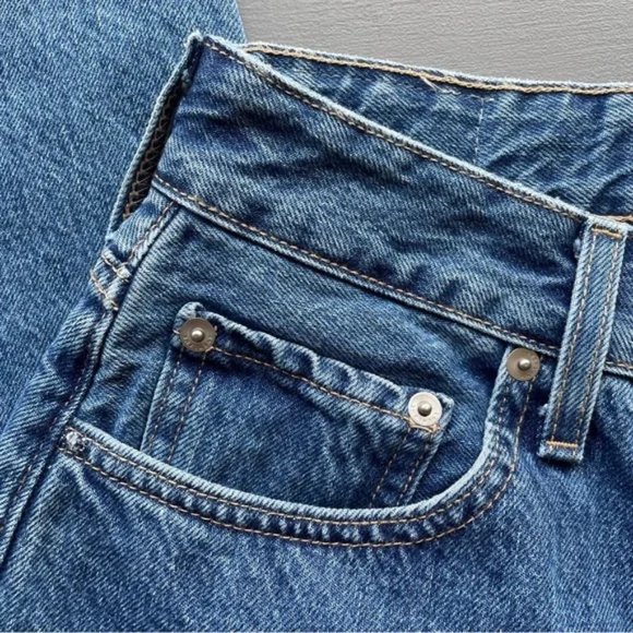 Everlane The Curvy 90's Cheeky Straight Leg Jean - Picture 4 of 5